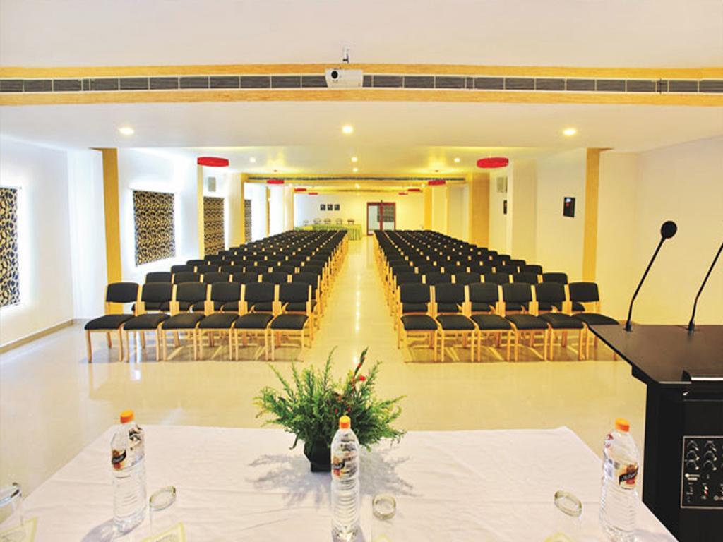 Hotel Hills Park Pathanāmthitta Eksteriør bilde