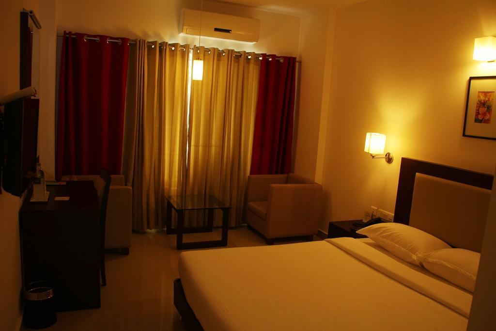 Hotel Hills Park Pathanāmthitta Rom bilde
